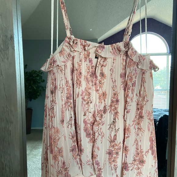 Gently Used Lauren Conrad Top - Picture 4 of 5